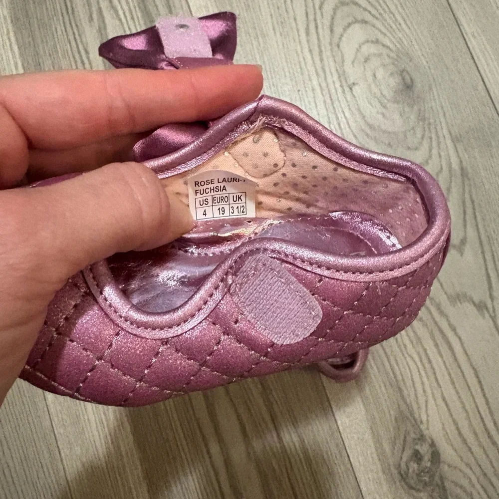 Born Baby Infant Shoes Size 4